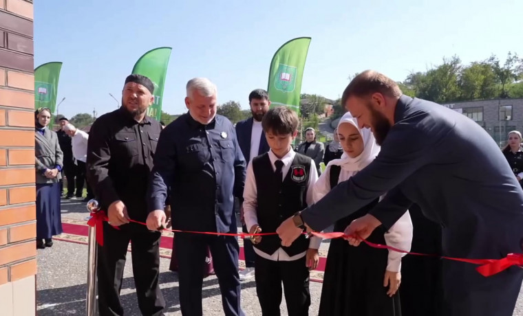 В Ахмат-Юрте открыли модернизированную модельную библиотеку