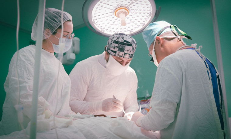 В Республиканской клинической больнице успешно проведена операция по профилактике инсульта