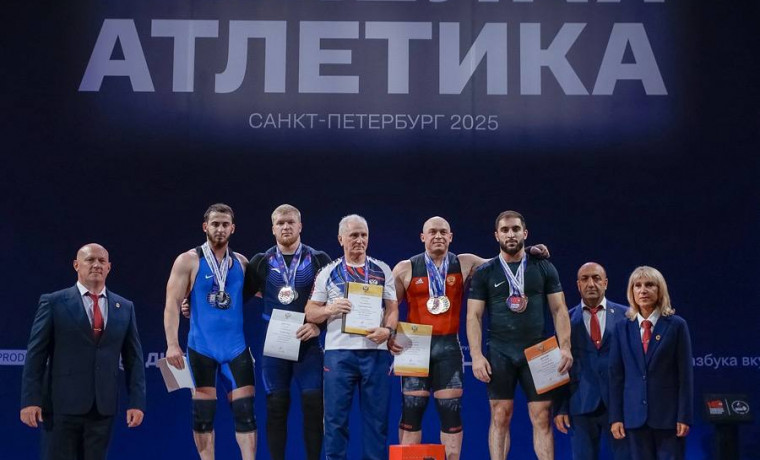 Чеченский тяжелоатлет Рамзан Джанхотов завоевал серебро на чемпионате России
