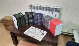 В Грозном военнослужащие Росгвардии приняли участие в презентации книг известного краеведа