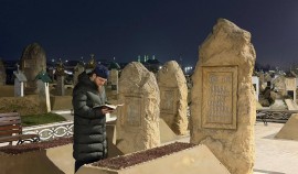 Ахмат Кадыров завершил чтение Корана в Рамадан и посвятил его своему прадедушке