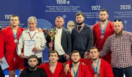 Сборная ЧР заняла первое место в общекомандном зачёте чемпионата России по самбо среди студентов| грозный, чгтрк