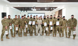 Сотрудники ОМОН «АХМАТ-Грозный» приняли участие в патриотической викторине