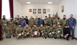 В Управлении Росгвардии по Чеченской Республике наградили специалистов инженерных подразделений