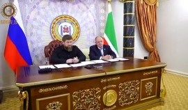 Рамзан Кадыров и Роман Новиков подписали меморандум о развитии в регионе автодорог