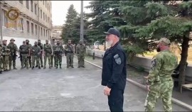 Адам Делимханов  встретился с чеченскими бойцами в Мариуполе