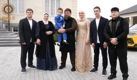 Глава ЧР поздравил Айшат, Табарик, Хутмат и Хадижат Кадыровых