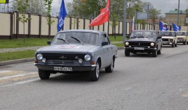«Единая Россия» организовала патриотический автопробег в преддверии «Диктанта Победы» в Грозном