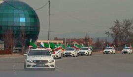 Сотрудники УГИБДД МВД по ЧР провели акцию в поддержку бойцов, участвующих в спецоперации на Украине