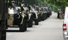 В Грозном состоялся военный парад, посвященный 77-й годовщине Победы в ВОВ