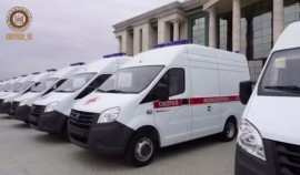 В Чеченской Республике медучреждениям передали новые автомобили