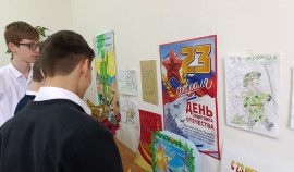 В Шалинском районе прошел творческий конкурс-выставка «Защитник Родины моей»