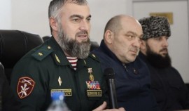 Шарип Делимханов провёл совещание в 7-м секторе республики