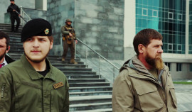 Рамзан Кадыров проверил ход работ периферийных зданий на территории Правительственного комплекса 