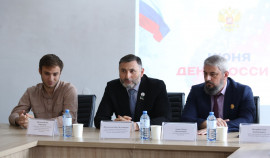 Ко дню России МГЕР ЧР провела круглый стол