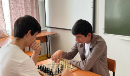 В селе Аллерой прошел шахматный турнир среди школьников