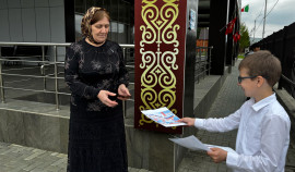 Серноводские школьники провели флешмоб ко Дню труда