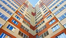 В многоквартирных домах ЧР продолжается ремонт поъездов