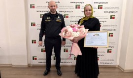 Первый заместитель директора ЧГТРК награждена грамотой Федеральной службы судебных приставов| грозный, чгтрк