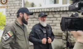 Адам Делимханов и Магомед Даудов прибыли в ЛНР