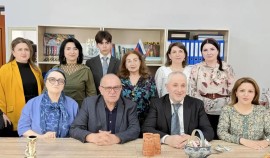 Обсуждены перспективы академического партнерства ЧГПУ и Азербайджанского университета языков
