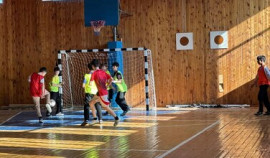 Школьники приняли участие в турнире по мини-футболу