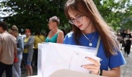 Поступающие смогут подать документы в вуз или колледж тремя способами