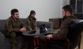 Ахмед Дудаев побеседовал с украинскими военнопленными