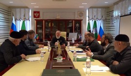 Адам Делимханов провел совещание с руководителями Администрации районов третьего сектора