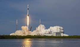 SpaceX вывела на орбиту земли 60 спутников Starlink