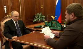 Владимир Путин поблагодарил чеченских бойцов за отвагу