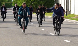 Рамзан Кадыров совершил велопрогулку по городу