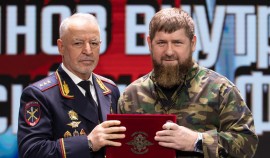 Рамзан Кадыров поздравил Руслана Алханова с назначением на должность замначальника ГУПЭ МВД России