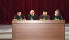 Приоритет - духовно-нравственные ориентиры: в Толстой-Юрте состоялась встреча с молодежью