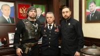 Байкера Хирурга отметили нагрудным знаком за борьбу против терроризма 