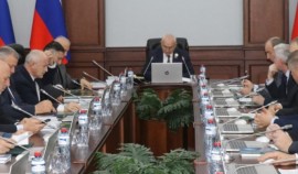 Парламент Чеченской Республики провел 98-е заседание Совета