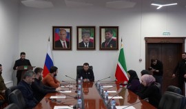 В Мэрии Грозного наградили победителей конкурса на лучшее новогоднее оформление