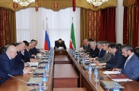 Магомед Даудов провёл очередное  заседание Совета Парламента ЧР