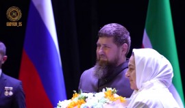 Рамзан Кадыров поздравил чеченских учителей с профессиональным праздником