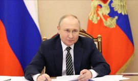 Владимир Путин поздравил жителей ЧР со 100-летием образования республики