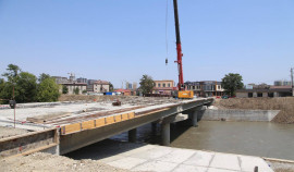 В Грозном реконструируют мост на улице Ленинградской в рамках нацпроекта