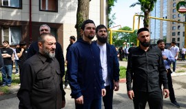 Хас-Магомед Кадыров провел ход ремонта сгоревшего в Грозном МКД
