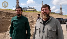 Глава ЧР проинспектировал ход работ на ключевых строительных площадках Грозного
