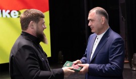 С днем рождения Рамзана Кадырова поздравил Президент Южной Осетии Алан Гаглоев