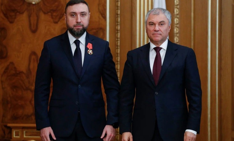 Владимир Путин наградил Шамсаила Саралиева Орденом Мужества