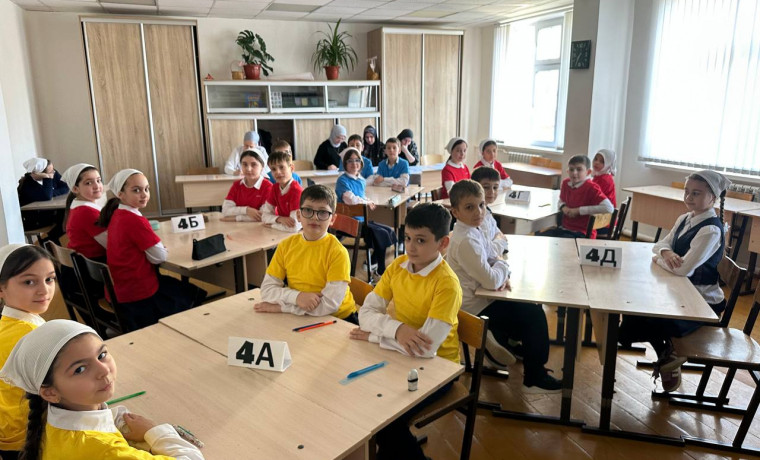 В Грозном прошел школьный этап Всероссийского конкурса "Грамотей"