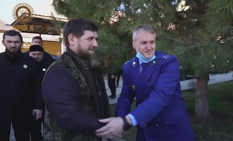 Рамзан Кадыров поздравил работников органов Прокуратуры с профессиональным праздником