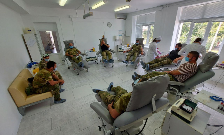 Росгвардейцы ЧР сдали кровь для нуждающихся в ней пациентов