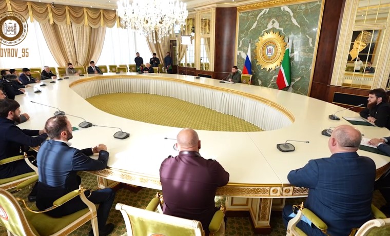 Рамзан Кадыров встретился с руководством и сотрудниками министерства сельского хозяйства ЧР