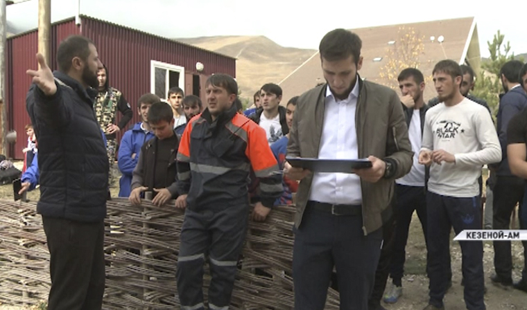 В Чечне прошел первый республиканский чемпионат по скалолазанию